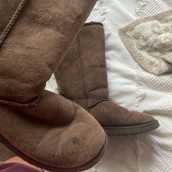 Tall brown ugg’s - size 8 - Picture 1 of 5
